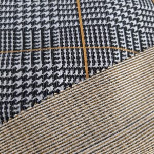 Plaid fnacy knitted fabric